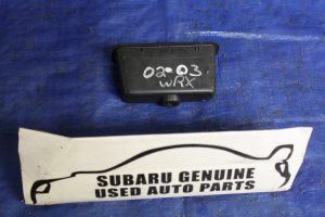 2002-2004 SUBARU IMPREZA WRX REAR WINDOW SWITCH PANEL COIN CUBBY