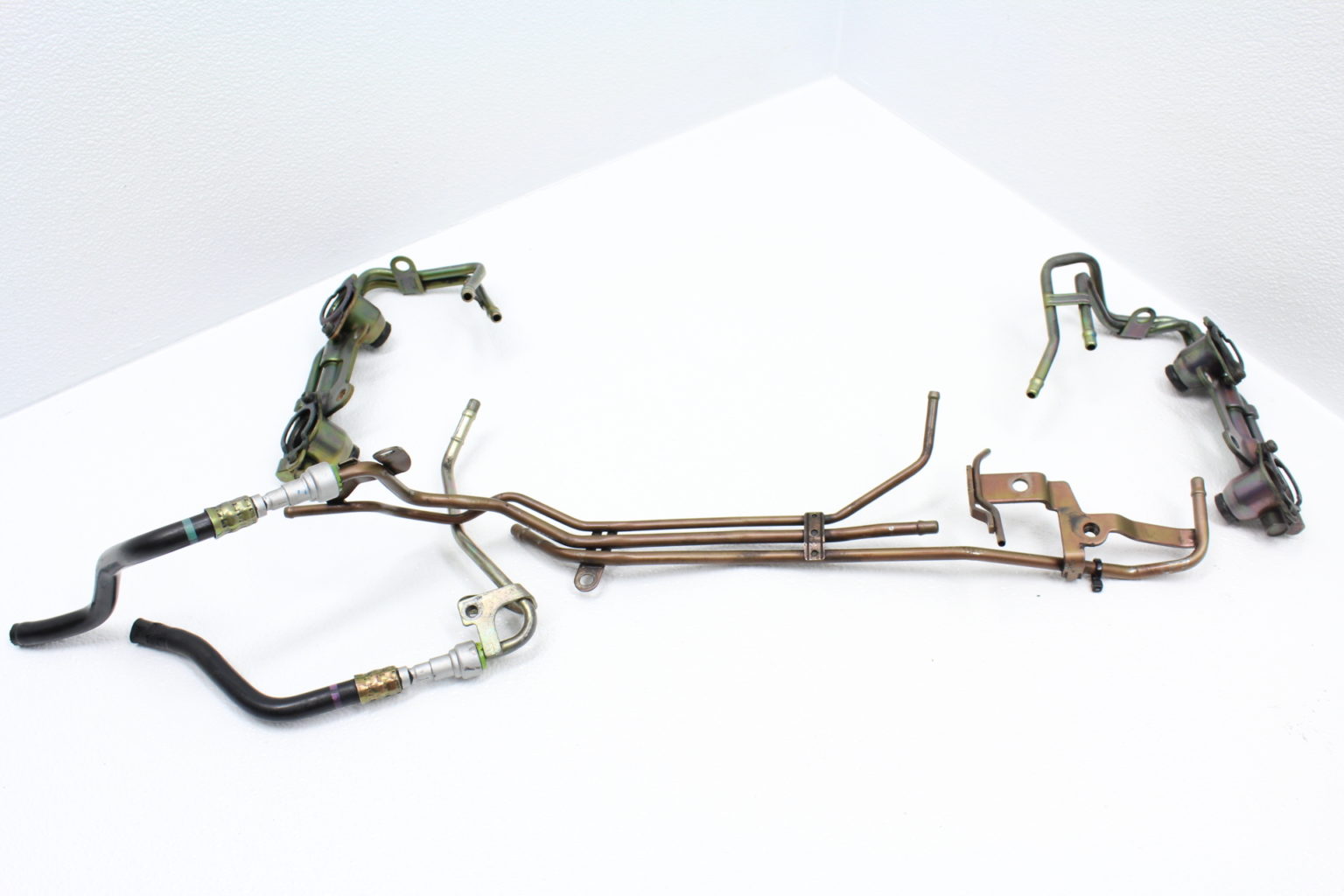 20042006 SUBARU IMPREZA WRX STI SIDE FEED FUEL RAILS & LINES EJ257