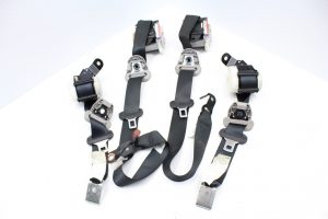 2005-2007 SUBARU WRX & STI SEDAN FRONT AND REAR SEAT BELTS BUCKLES BLACK OEM