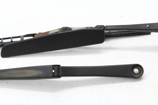 1998-2001 SUBARU IMPREZA 2.5 RS GC8 WINDSHIELD WIPERS ARMS LH/RH - Image 3