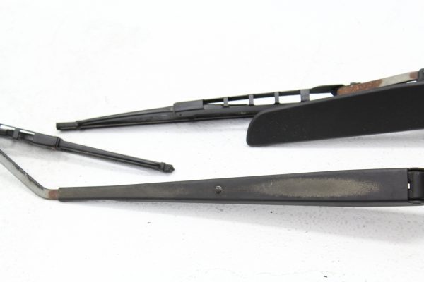 1998-2001 SUBARU IMPREZA 2.5 RS GC8 WINDSHIELD WIPERS ARMS LH/RH - Image 4
