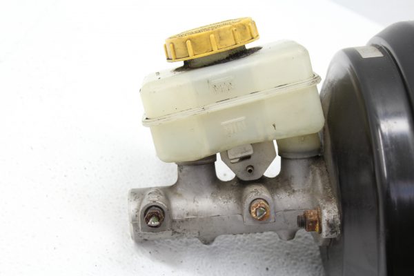 1998-2001 SUBARU IMPREZA 2.5 RS GC8 BRAKE BOOSTER & MASTER CYLINDER OEM - Image 2