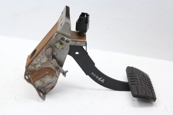 1998-2001 SUBARU IMPREZA 2.5 RS GC8 BRAKE PEDAL ASSEMBLY OEM A/T - Image 2