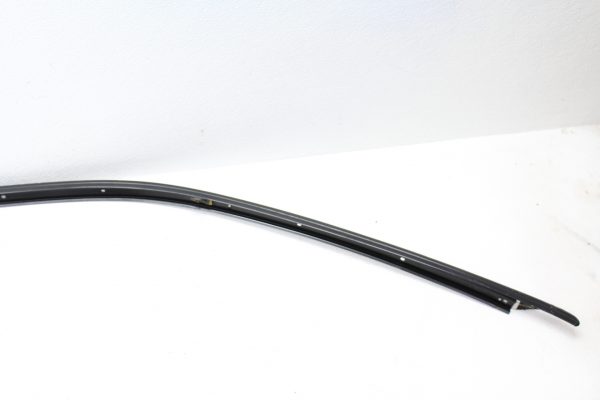 1998-2001 SUBARU IMPREZA 2.5 RS GC8 2DR COUPE RH DOOR UPPER WEATHER MOLDING - Image 3