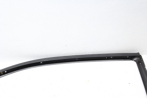 1998-2001 SUBARU IMPREZA 2.5 RS GC8 2DR COUPE LH DOOR UPPER WEATHER MOLDING - Image 3