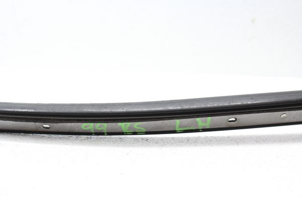 1998-2001 SUBARU IMPREZA 2.5 RS GC8 2DR COUPE LH DOOR UPPER WEATHER MOLDING - Image 9