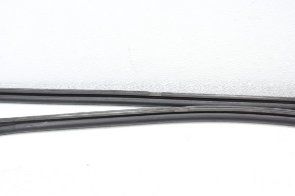 1998-2001 SUBARU IMPREZA 2.5 RS GC8 2DR COUPE WEATHER STRIP WATER SEALS LH/RH - Image 4