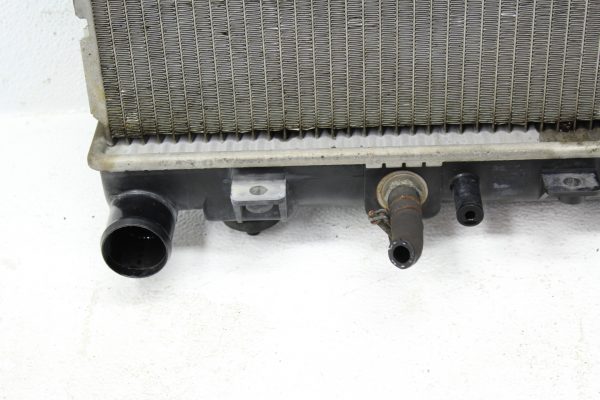 1998-2001 SUBARU IMPREZA 2.5 RS GC8 RADIATOR COOLING ASSEMBLY A/T OEM - Image 9