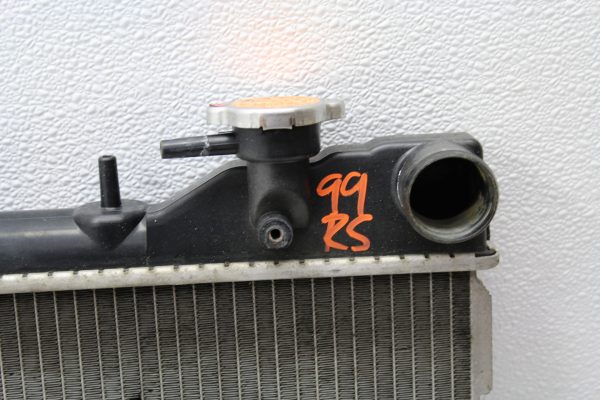 1998-2001 SUBARU IMPREZA 2.5 RS GC8 RADIATOR COOLING ASSEMBLY A/T OEM - Image 10