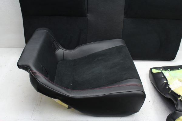 2013-2017 SUBARU BRZ LIMITED BACK SEAT SET TOP & BOTTOM ASSEMBLY - Image 7