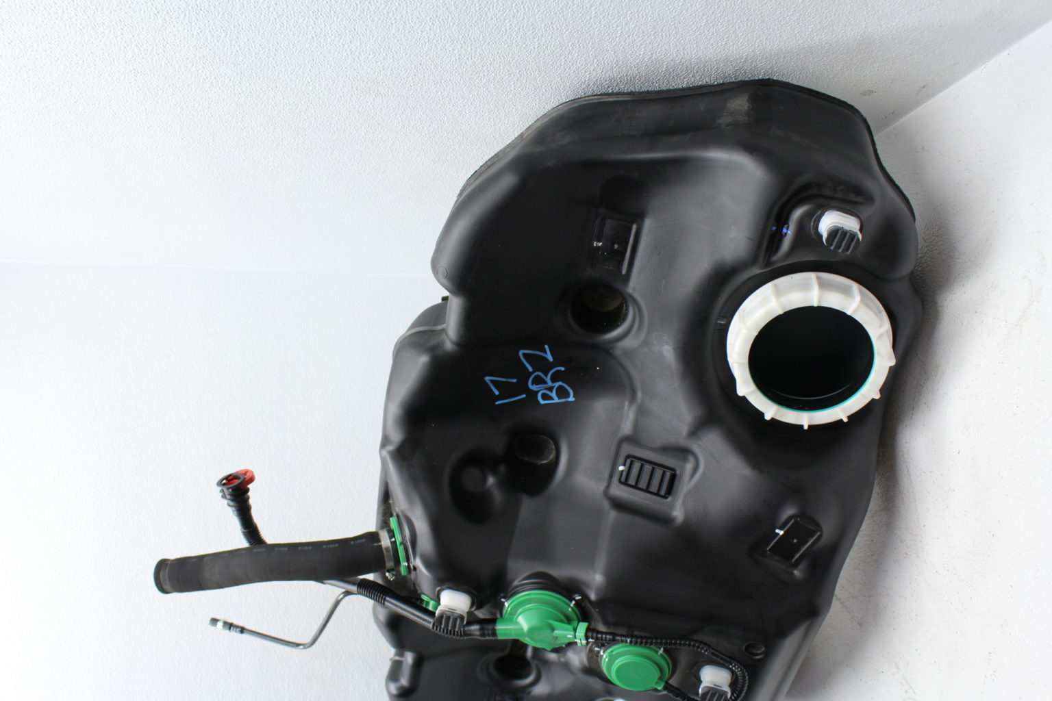 20132017 SUBARU BRZ & FRS FUEL GAS TANK OEM 1317