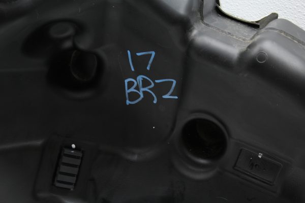 2013-2017 SUBARU BRZ & FRS FUEL GAS TANK OEM 13-17 - Image 9