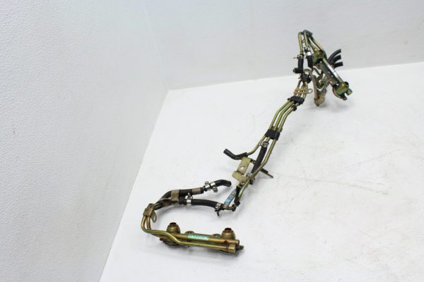 2004-2006 SUBARU WRX STI FUEL RAIL FUEL RAILS LH RH SIDE FEED LEFT RIGHT OEM - Image 10