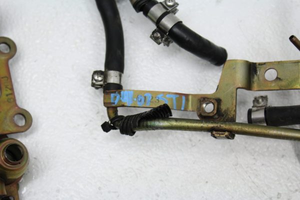 2004-2006 SUBARU WRX STI FUEL RAIL FUEL RAILS LH RH SIDE FEED LEFT RIGHT OEM - Image 12