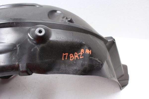 2013-2017 SUBARU BRZ & FRS RH REAR INNER FENDER MUD GUARD SPLASH SHEILD OEM - Image 10