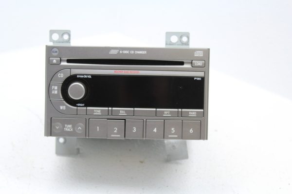 2004-2006 SUBARU FORESTER XT FXT OEM FACTORY RADIO CD PLAYER AM/FM