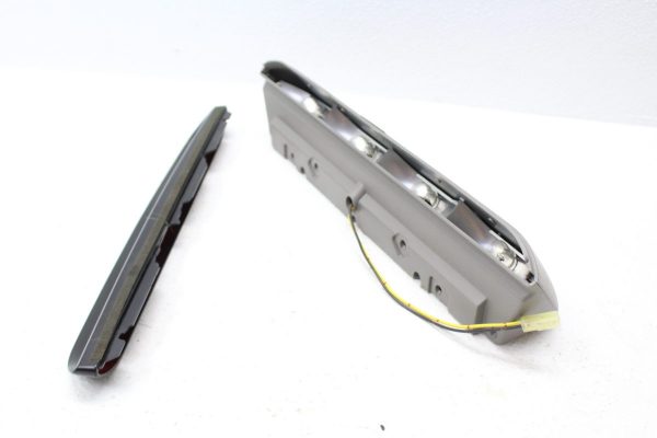 2004-2008 SUBARU FORESTER XT FXT REAR BRAKE LIGHT 3RD THIRD HATCH BRAKE LIGHT - Image 7