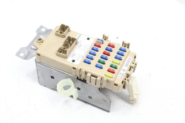 2003-2008 SUBARU FORESTER XT FXT INTERIOR DASH FUSE PANEL JUNCTION BOX - Image 2