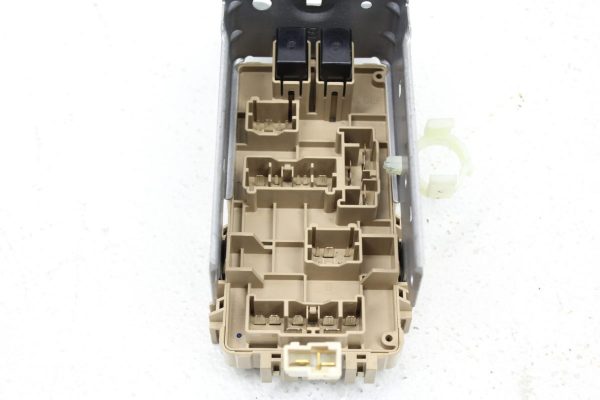 2003-2008 SUBARU FORESTER XT FXT INTERIOR DASH FUSE PANEL JUNCTION BOX - Image 5