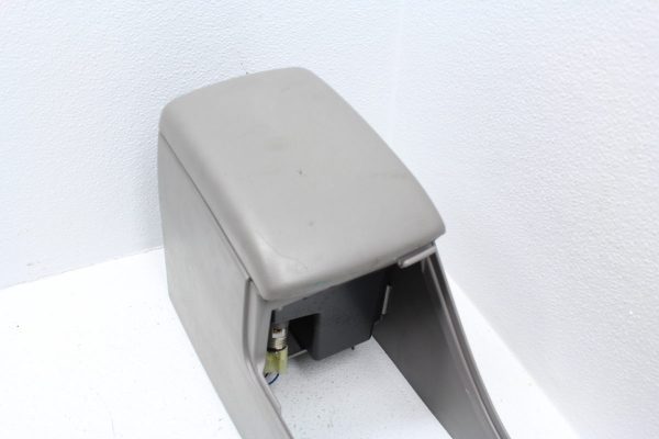 2004-2008 SUBARU FORESTER XT FXT CENTER CONSOLE ARM REST STORAGE BOX E BRAKE TRIM - Image 4