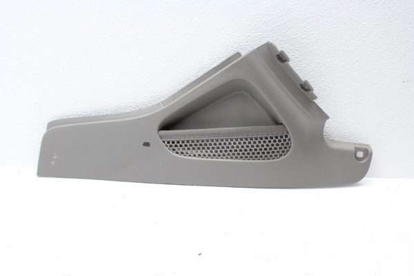 03-05 SUBARU FORESTER XT FXT PASSENGER SIDE CENTER CONSUL LOWER TRIM PANEL