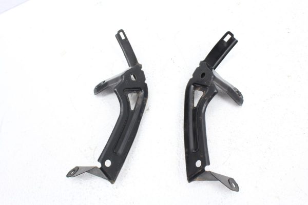 2004 SUBARU FORESTER XT REAR TAIL BRAKE LIGHT BRACKETS LH/RH SET BOTH OEM - Image 7