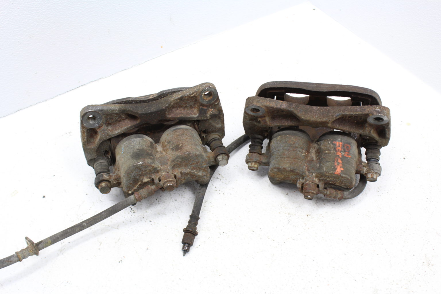 20042008 SUBARU FORESTER XT FXT FRONT BRAKE CALIPER ASSEMBLY W/ LINES