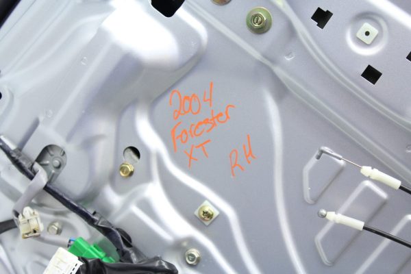 2003-2005 SUBARU FORESTER XT REAR PASSENGER DOOR ASSEMBLY RH RIGHT REAR - Image 12