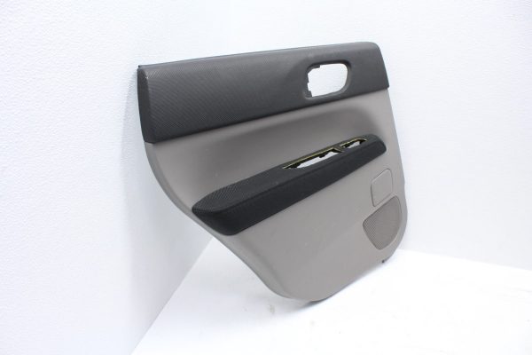 2004-2005 SUBARU XT FXT REAR DRIVER SIDE DOOR PANEL CARD LH REAR OEM - Image 2