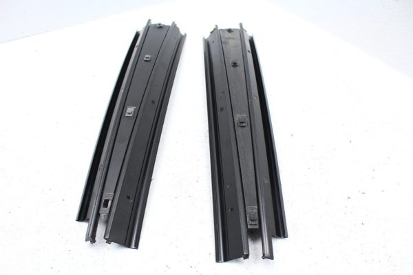 2004-2008 FORESTER XT FXT EXTERIOR PILLAR LH/RH WEATHER STRIPING MOUNT OEM - Image 5