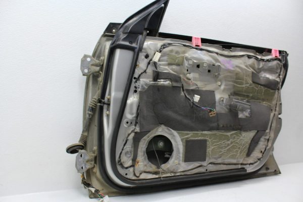 2002-2007 SUBARU IMPREZA WRX & STI FRONT RH DOOR ASSEMBLY PASSENGER SIDE OEM - Image 7