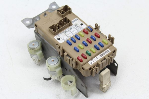 2005-2007 SUBARU IMPREZA WRX STI UNDER DASH FUSE BOX PANEL FACTORY OEM 05-07