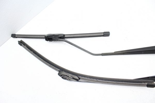 2004-2005 SUBARU WRX STI WIND SHEILD WIPERS & WIPER BLADES OEM FACTORY 04-05 - Image 4