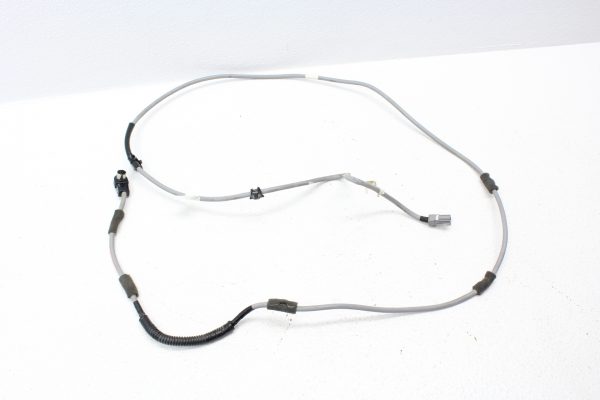 2012-2014 SUBARU WRX STI CORD ANTENNA ASSEMBLY ADAPTER PN: 86273FG710