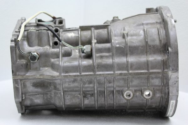 2015-2021 SUBARU WRX STI 6 SPEED CENTER TRANSMISSION HOUSING CASE 32114AA310 - Image 2