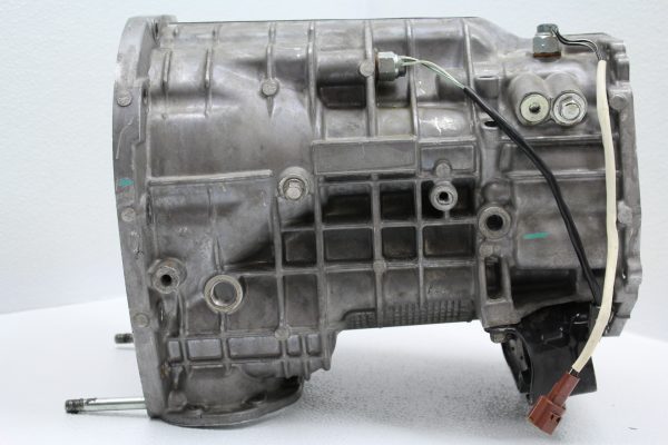 2015-2021 SUBARU WRX STI 6 SPEED CENTER TRANSMISSION HOUSING CASE 32114AA310 - Image 3