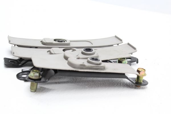 2002-2007 SUBARU IMPREZA WRX & STI SEAT BELT BRACKET MOUNTS OEM 02-07 - Image 3