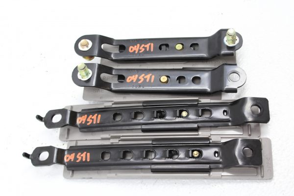 2002-2007 SUBARU IMPREZA WRX & STI SEAT BELT BRACKET MOUNTS OEM 02-07 - Image 4