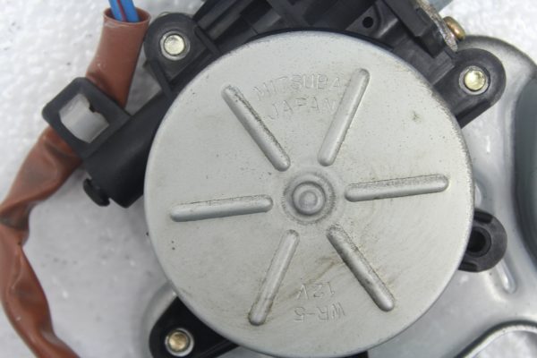 2002-2007 SUBARU IMPREZA WRX STI REAR PASSENGER SIDE WINDOW MOTOR REGULATOR - Image 3
