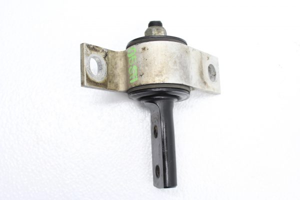 2005 SUBARU IMPREZA WRX & STI RH CONTROL ARM BUSHING MOUNT PASSENGER OEM