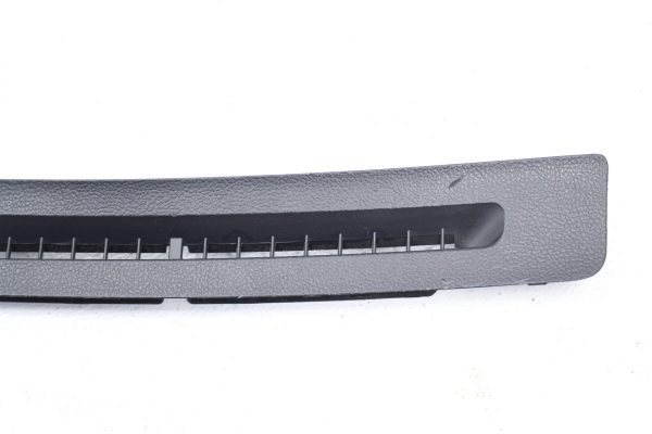 2015-2018 SUBARU IMPREZA WRX STI FRONT GRILLE DEFROSTER CENTER VENT 66115FJ020 - Image 2