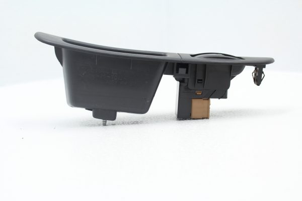 2005-2007 SUBARU IMPREZA WRX & STI REAR LH WINDOW SWITCH TRIM - Image 2