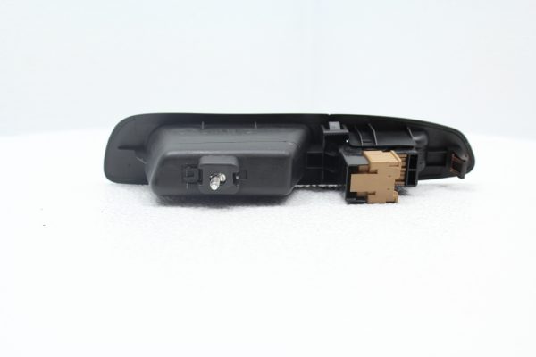 2005-2007 SUBARU IMPREZA WRX & STI REAR LH WINDOW SWITCH TRIM - Image 3