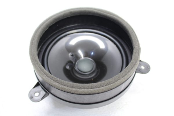 2015-2019 SUBARU WRX & 2015-2018 STI REAR DOOR AUDIO SPEAKER OEM 86301FG102