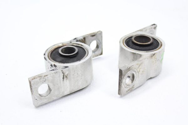2002-2007 SUBARU WRX & STI FRONT LOWER CONTROL ARM BUSHING OEM 20201FA060 - Image 2