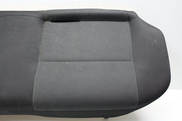 04-05 2004-2005 SUBARU WRX BLACK CLOTH REAR LOWER BOTTOM SEAT CUSHION - Image 3