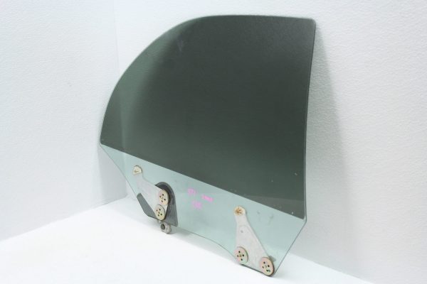 2002-2007 SUBARU WRX STI RH REAR PASSENGER SIDE REAR WINDOW - Image 2