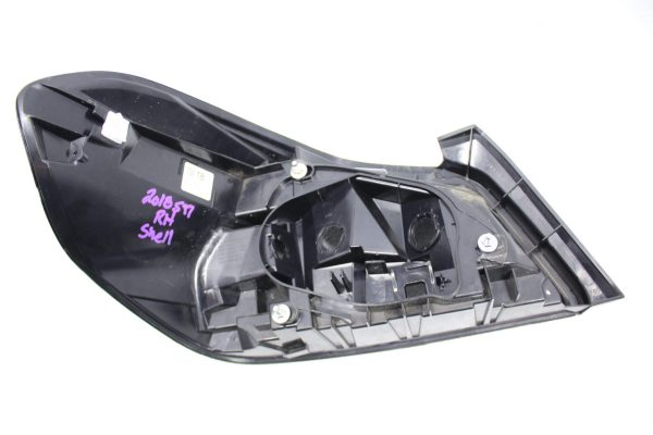 2015-2018 SUBARU WRX STI PASSENGER SIDE RH INNER TAIL LIGHT SHELL - Image 9