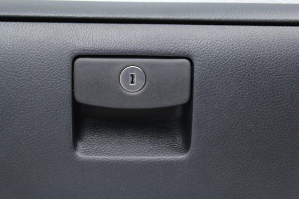 2015-2018 SUBARU IMPREZA WRX & STI GLOVE BOX ASSEMBLY 15 16 17 18 - Image 2