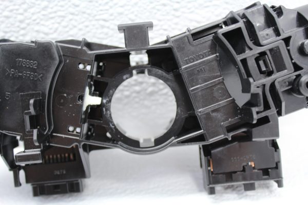 2015-2018 SUBARU WRX STI WINDSHIELD WIPER TURN SIGNAL COMBINATION SWITCH 173832 - Image 4